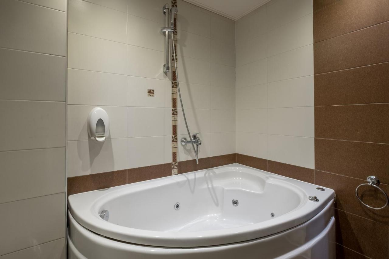 Хотел Том И Нези Класик Velingrad Exteriör bild
